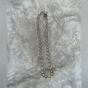 pearl necklace